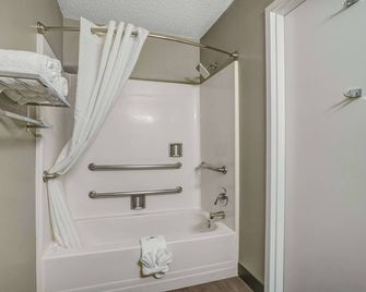 Motel 6-Port Allen, La - Baton Rouge - Port Allen - Badkamer