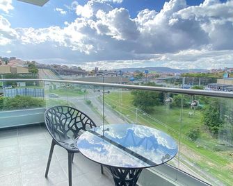 Apartment, Torre Almendro, Residencial el Sauce. - Tegucigalpa - Balcón