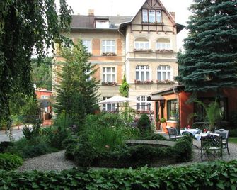 Anno 1900 Hotel Babelsberg - Potsdam