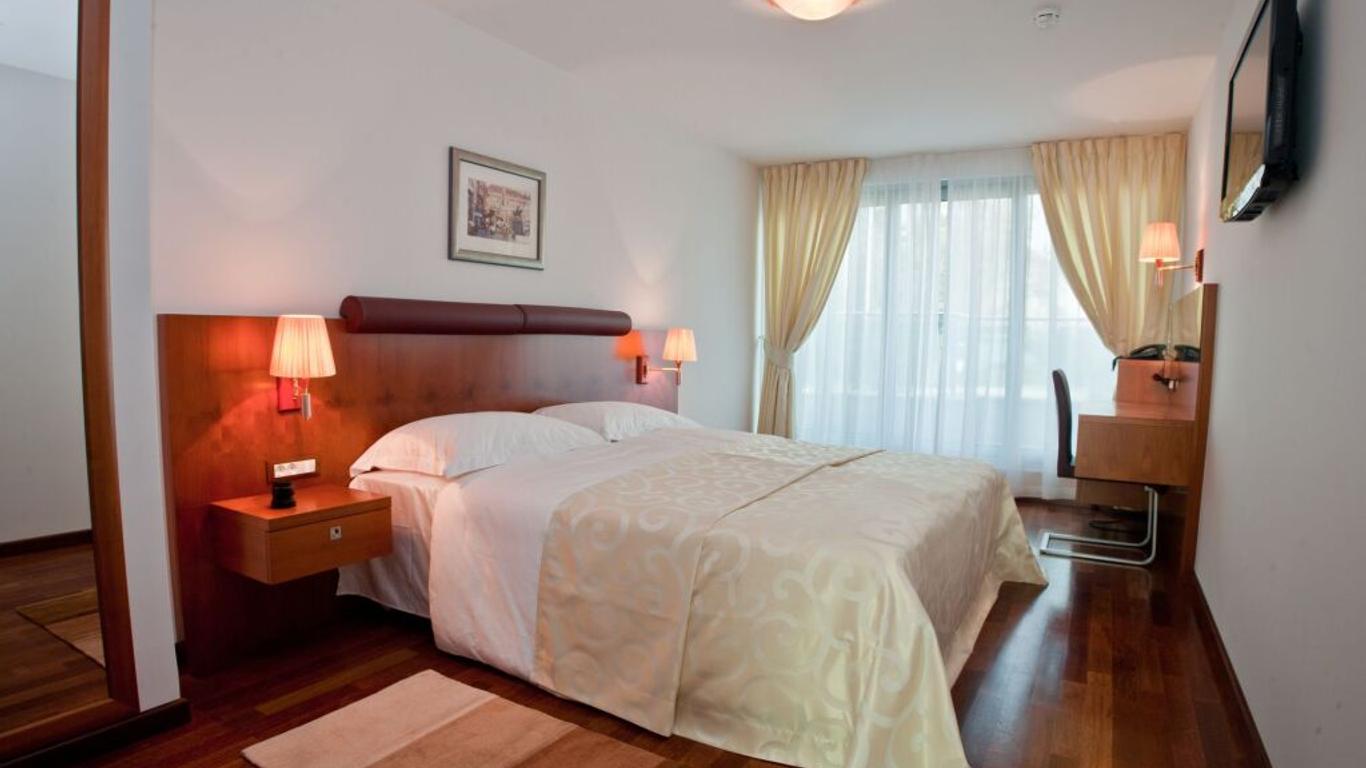 Hotel Croatia