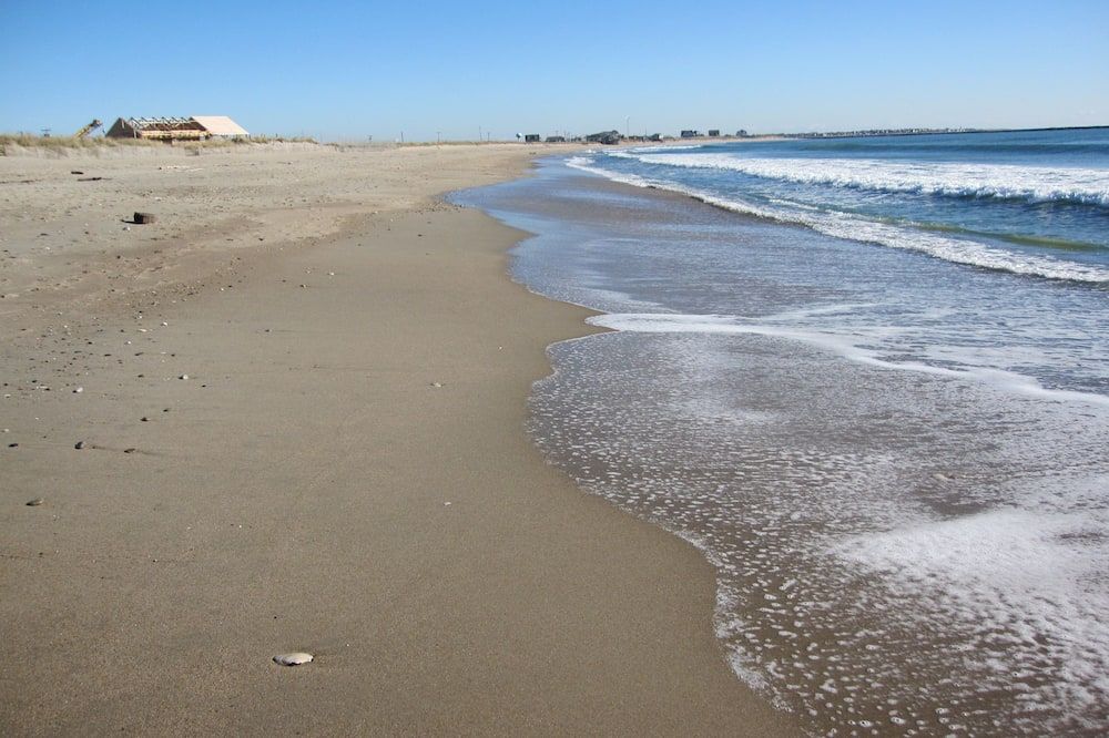 Snug Harbor Cottage for rent in sought-after coastal community of Wakefield, RI