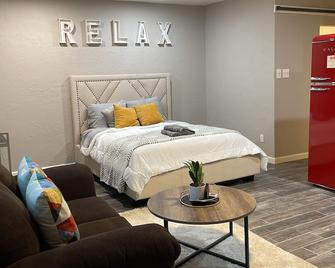 Sweet Studio on Glendale - فينيكس - غرفة نوم