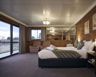 The Waterloo Hotel - Swansea