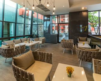 Bandara Suites Silom, Bangkok - Bangkok - Lounge