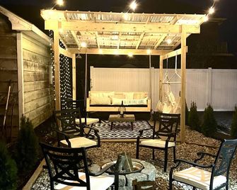 Port Clinton Lake House Getaway - Port Clinton - Patio