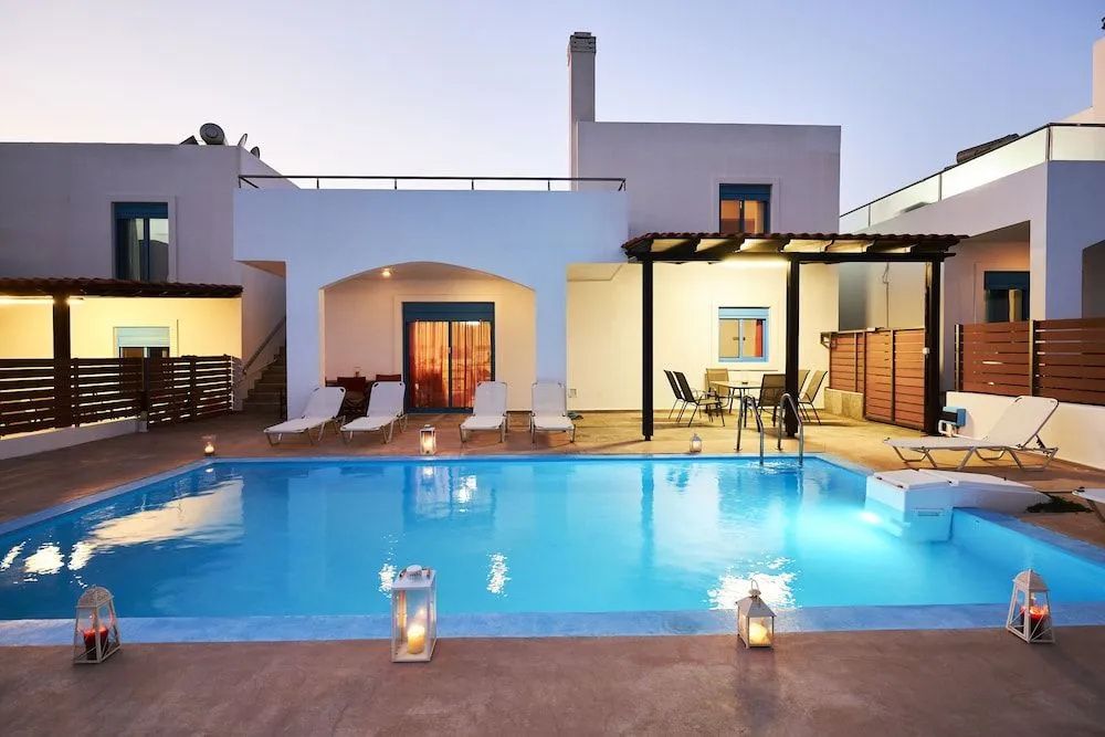 Nerida Beachfront Villas - Plimmiri - בריכה