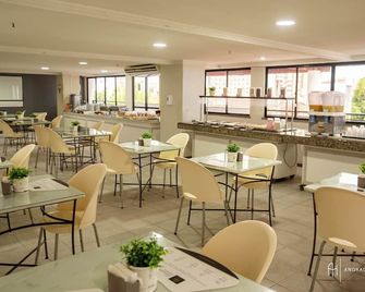 Rede Andrade Casa Blanca - פורטאלזה - מסעדה