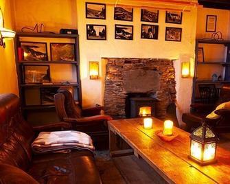 Great Blasket Island Accommodation - Dunquin - Sala de estar