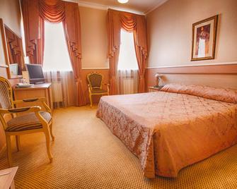 Hermitage Hotel Rostov-on-Don - Rostov-na-Donu - Makuuhuone