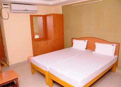 Kvp Residency - Tirupati - Bedroom