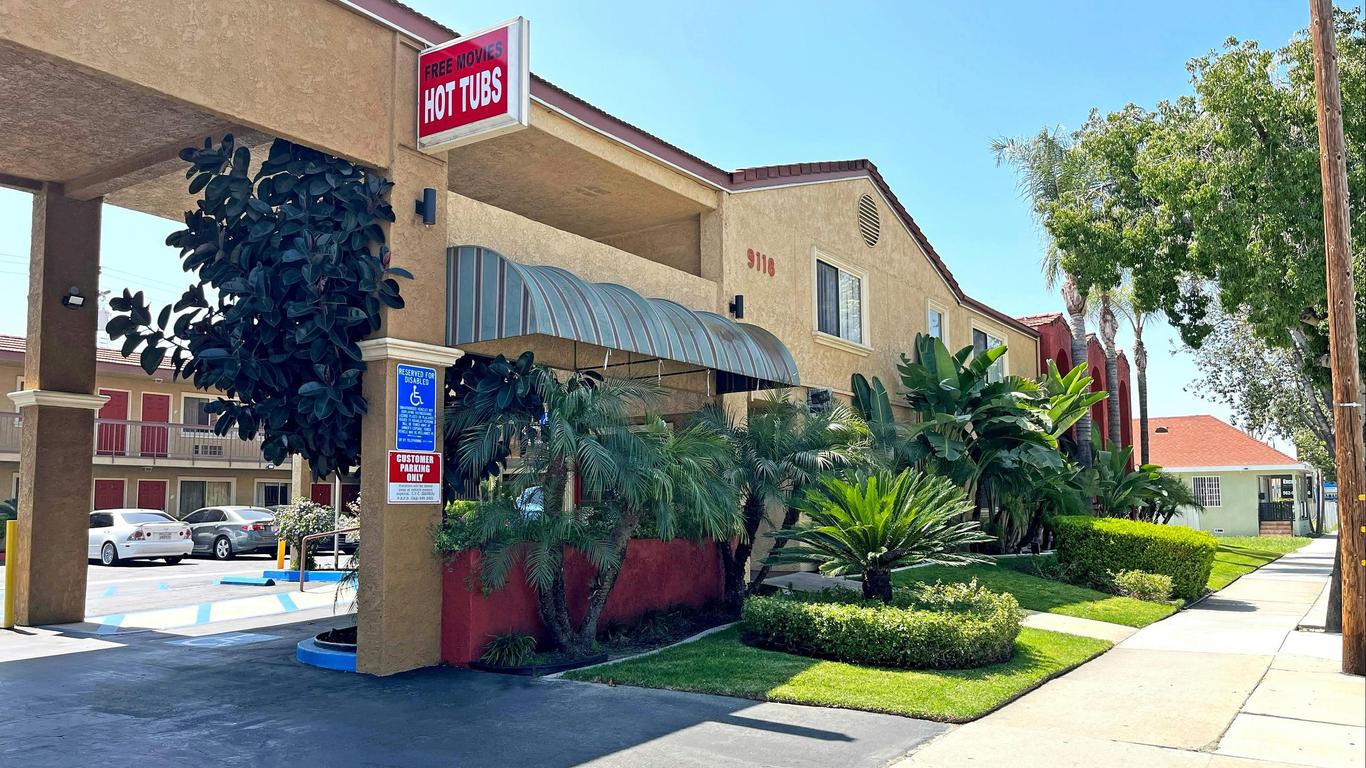 Rivera Inn & Suites Motel