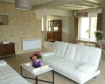 Charming Cottage Sarthois - Loue - Sala de estar