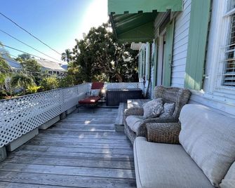 New Listing 2nd Fl Condo W/Private Outdoor Deck Overlooking Historic Fleming St. - Key West - Balcony