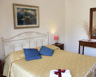B&B Borgo Antico Diso - Diso - Camera da letto