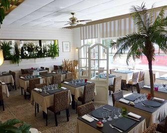 أوتل دي درويد - كيبيرون - مطعم