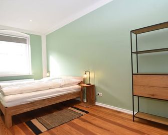 fewo1846 - Stadtbude - komfortable 2-Zimmer-Wohnung mitten im Stadtzentrum - Flensburgo - Habitación