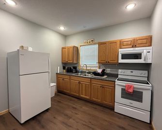 Lighthouse Inn - Storm Lake - Cocina