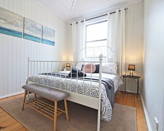 Brisbane Cottage with Golf practice green - 2 seperate living areas - Lutwyche - Habitación