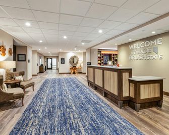 Hampton Inn & Suites Wells - Wells - Recepción
