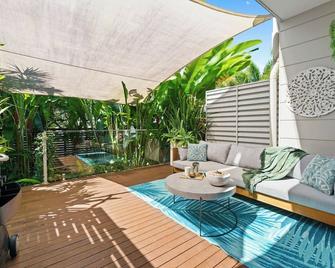 Abby's Burleigh Haven Unit 2 - Burleigh Heads - Patio