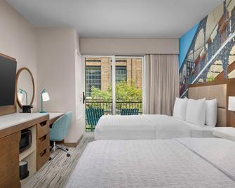 Hampton Inn New Orleans French Quarter Market Area - New Orleans - Bedroom