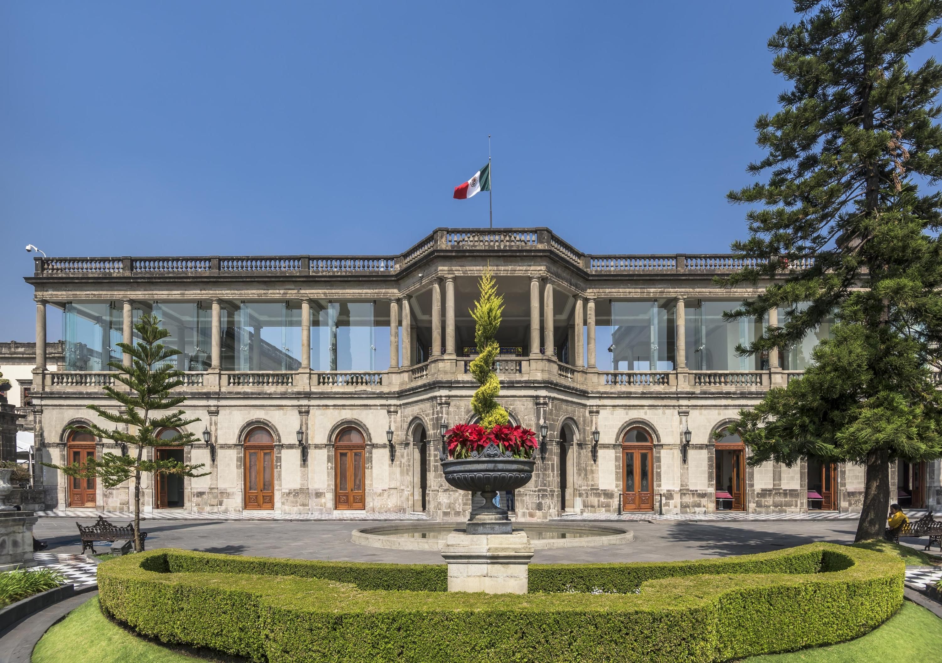 إن إتش كوليكشن مكسيكو سيتي سانتا في