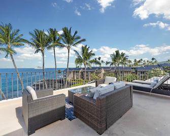 Royal Sea Cliff #418 Pool Hot Tub & A/c! - Kailua-Kona - Balcony