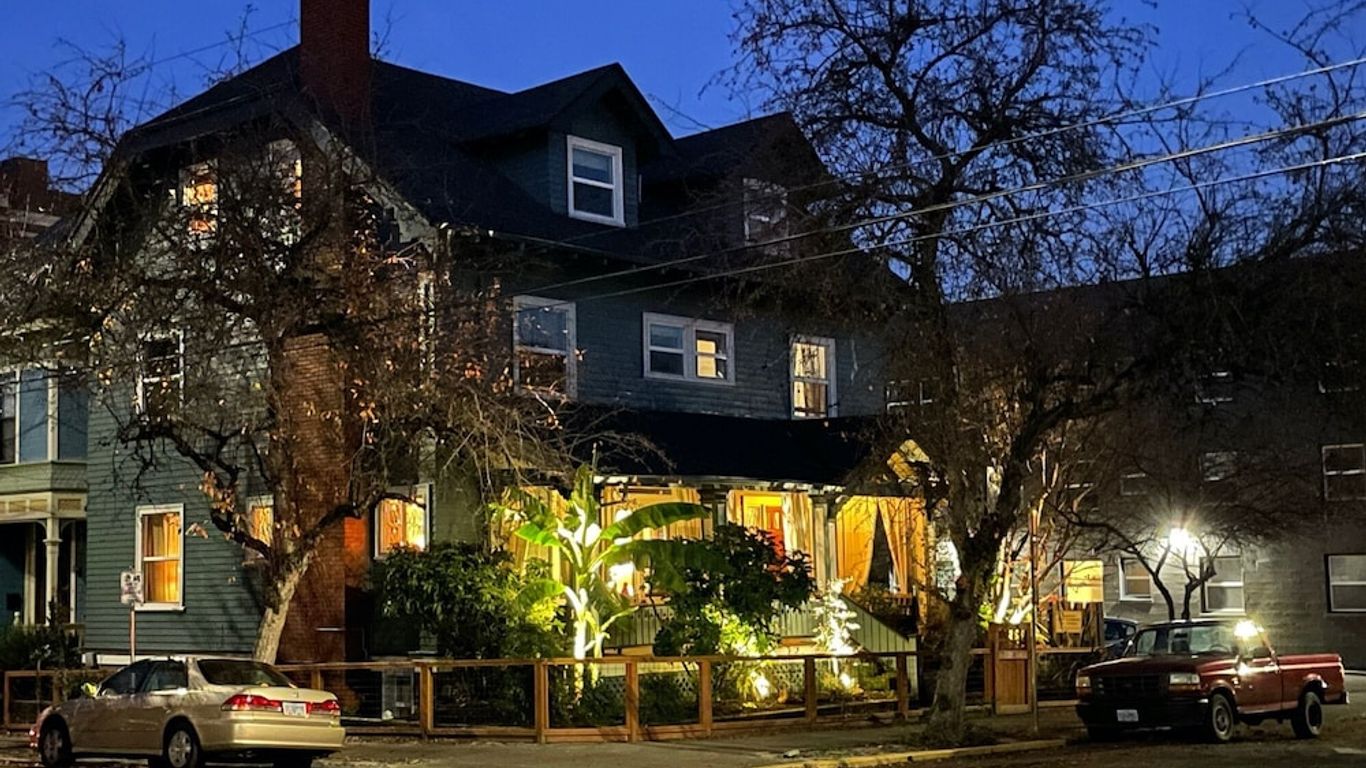 Portland International Guesthouse