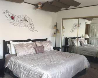 Families! Get-a ways! Private Home! - Pool! Billiard Table! Couples! Golfers! - Henderson - Habitación