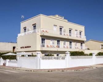 Hotel Madrid - Ciutadella de Menorca - Edifício