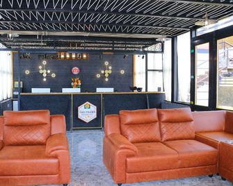 The Frame Resorts Ooty - Ooty - Lounge