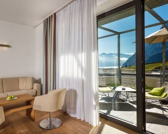 Active & Family Hotel Gioiosa - Riva del Garda - Living room