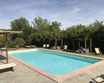Villa Loghino - Volterra - Piscina