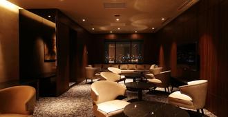 Art Hotel Osaka Bay Tower - Osaka - Lounge