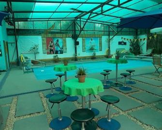 Hotel Old House - Alajuela - Pool