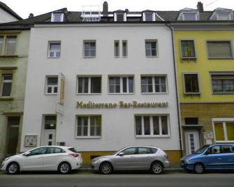 Astra - Kaiserslautern - Gebäude