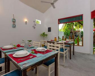 Dream Inn Sun Beach Hotel Maldives - Thulusdhoo - Restaurante