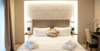 Hotel Commercio - Battipaglia - Camera da letto