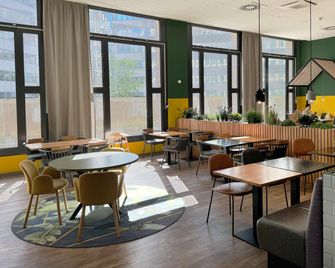 Holiday Inn - The Niu, Dwarf Berlin Schöneberg By IHG - Berlin - Restaurant