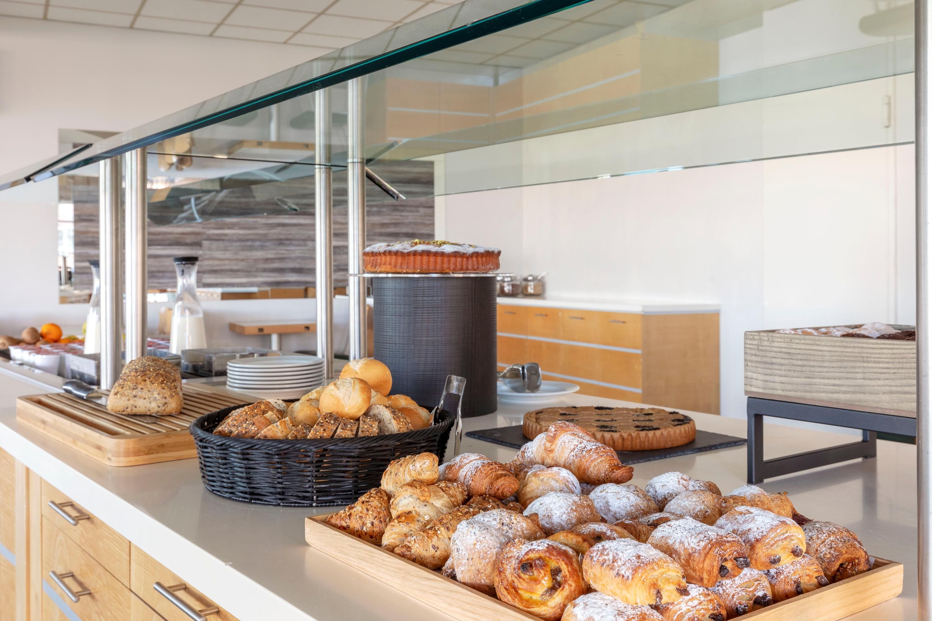 B&B Hotel Cherasco Langhe - Cherasco - Buffet
