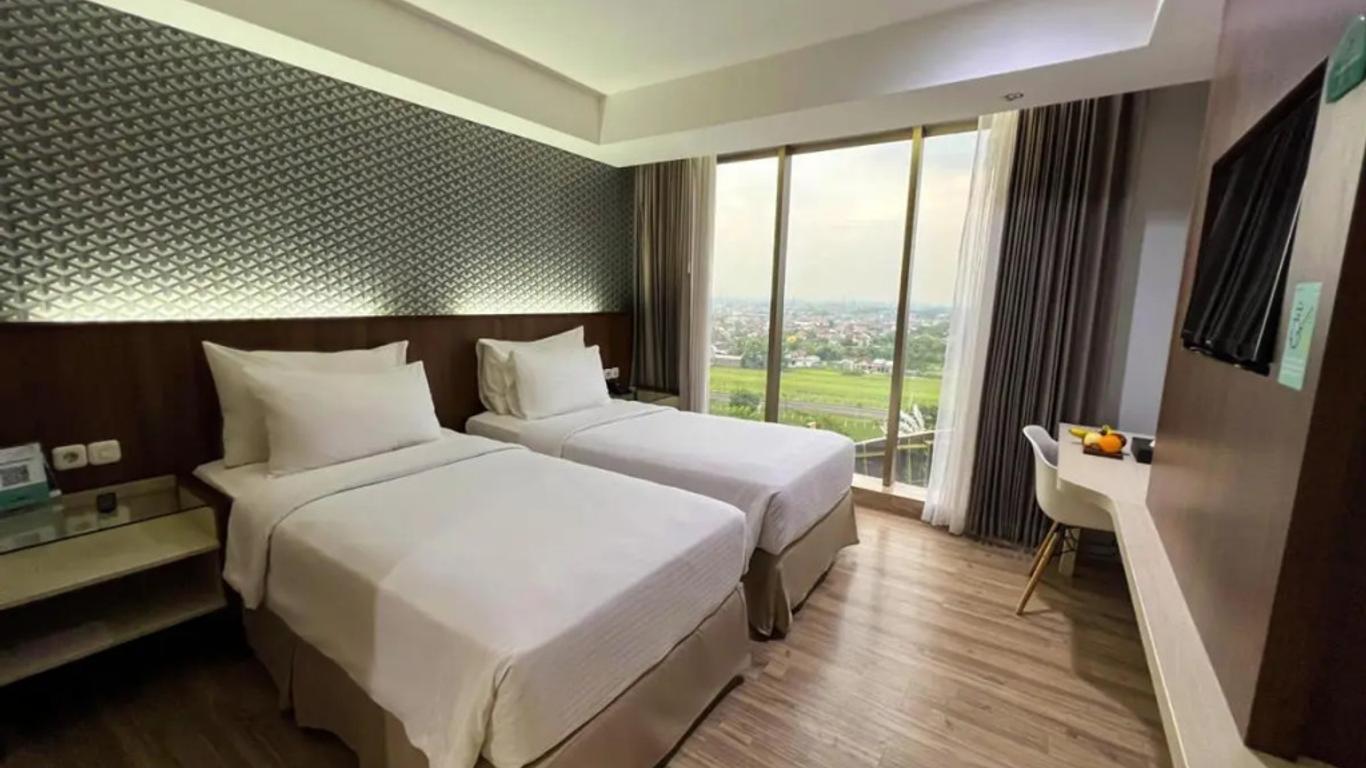 Hotel Ayola Sunrise Mojokerto