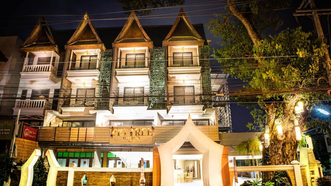 Big Tree Old Town Hotel