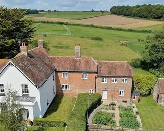 Lower Bryanston Farm - Blandford Forum