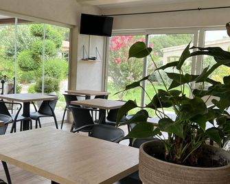 Les Jardins De Santa Giulia - Charmante chambre dhte 2 - Porto-Vecchio - Restaurant