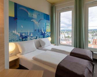 B&B Hotel Fulda-City - פולדה - חדר שינה