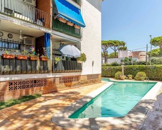 Canela Homes Costa Palmeres - Castelldefels - Piscina