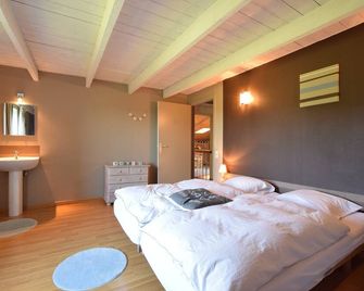 Libramont Stone Garden Haven - Libramont-Chevigny - Habitación