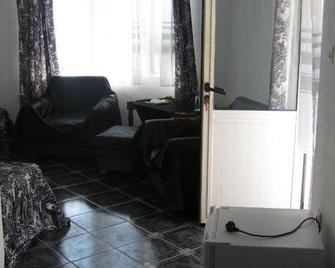 Eli Guest House - Balchik - Soggiorno