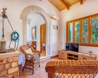 Casa Maremar by dracmallorca - Cala Figuera - Sala de estar