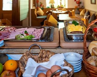 Bayerischer Hof - Münnerstadt - Buffet